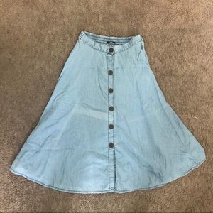 Cute Denim like skirt - Small